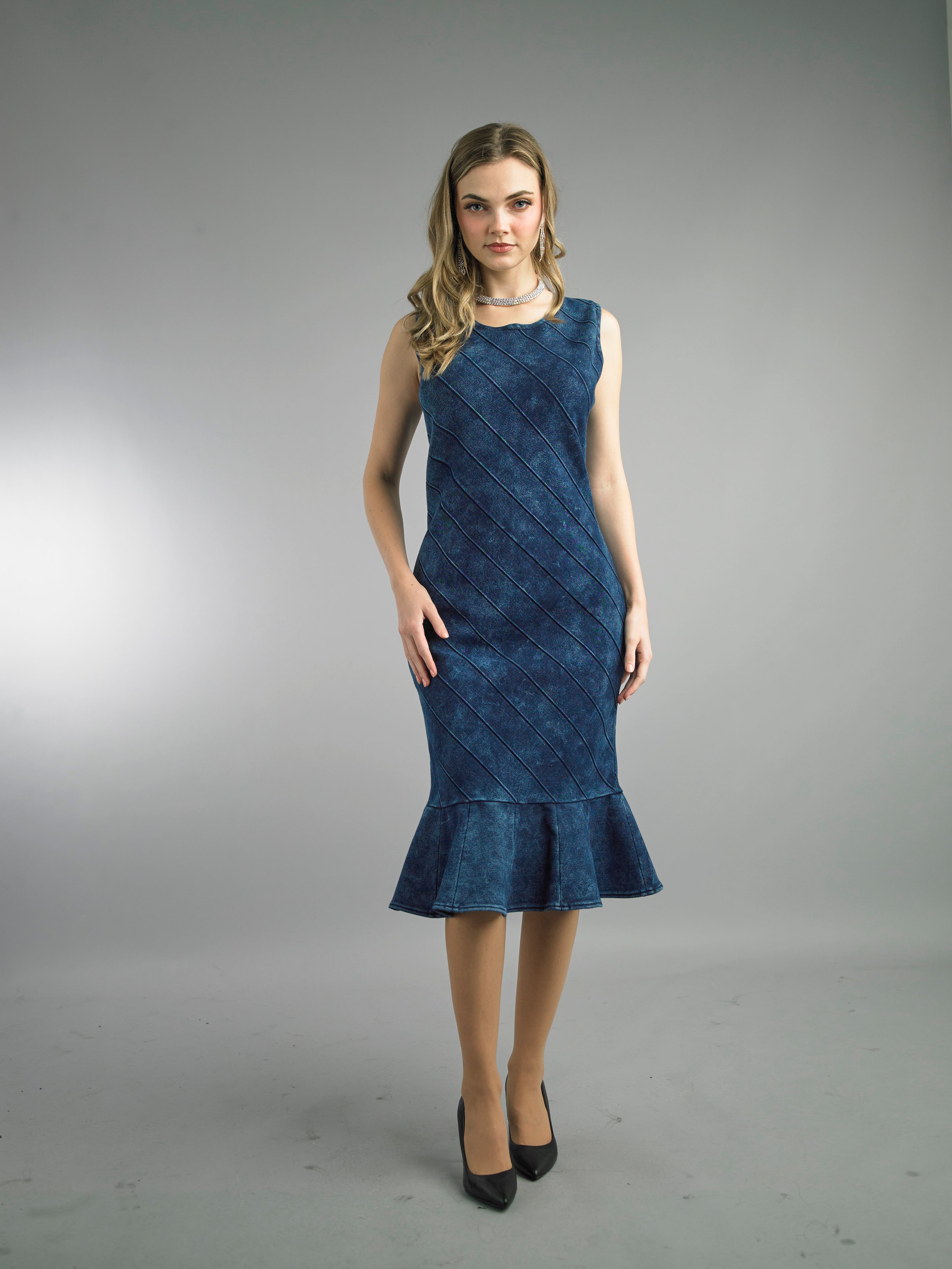 884 - 2 Piece Long Sleeve Mid-Length Knit Dress