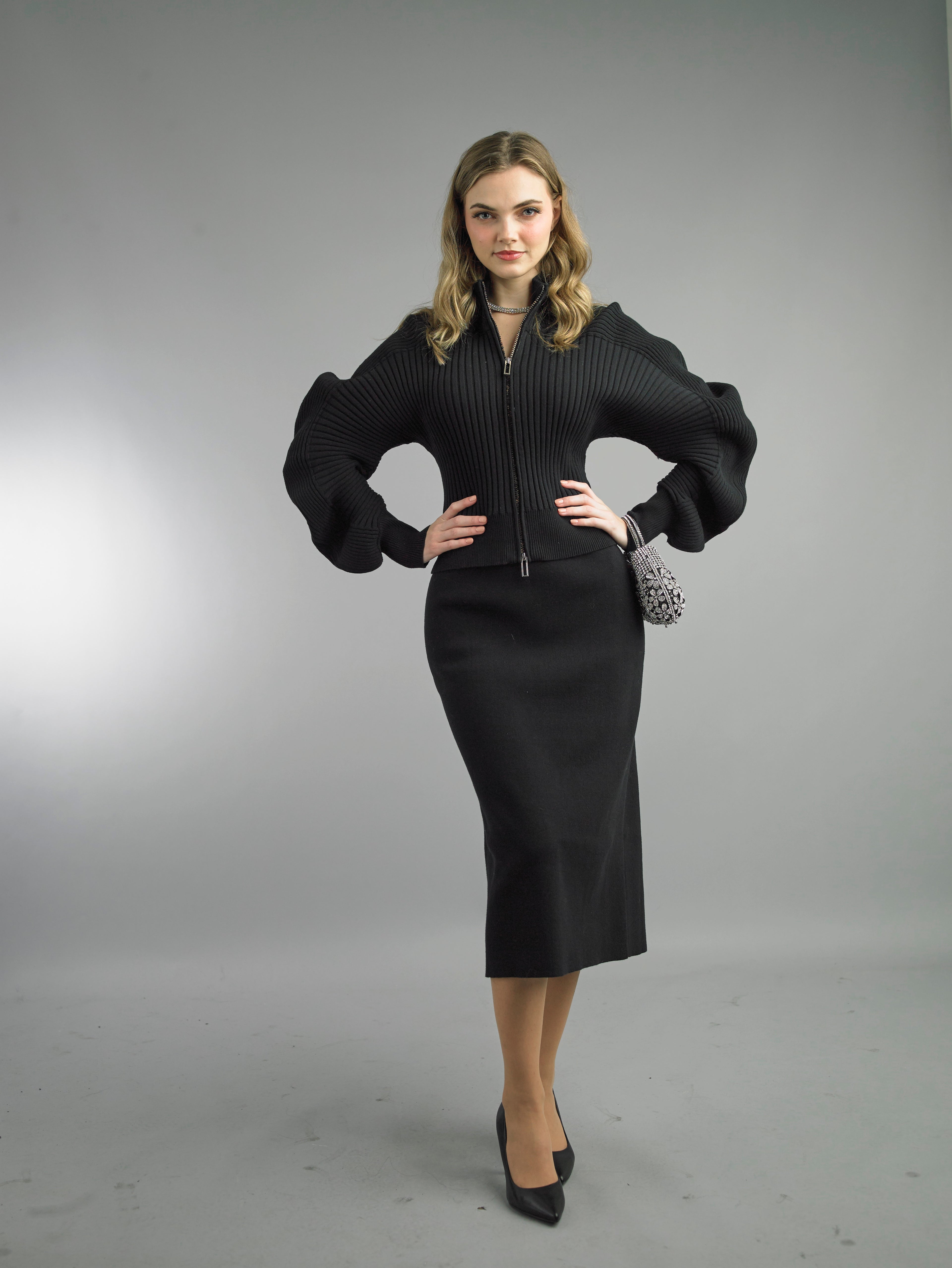 887 - 2 Piece Long Sleeve Mid-Length Skirt Suit