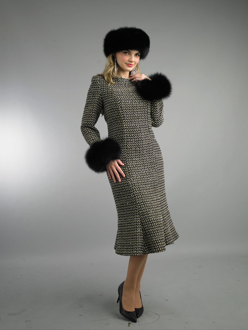 5086 - Long Sleeve Mid-Length Dress