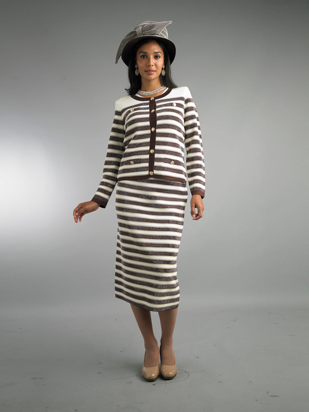 839 - 2 Piece Long Sleeve Mid-Length Skirt Suit