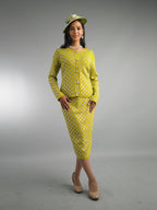 2-Piece Long Sleeve Mid-Length Skirt Suit
