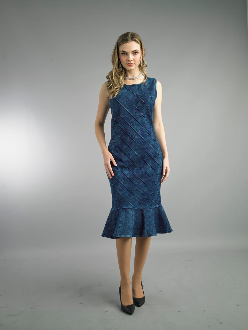 884 - 2 Piece Long Sleeve Mid-Length Knit Dress
