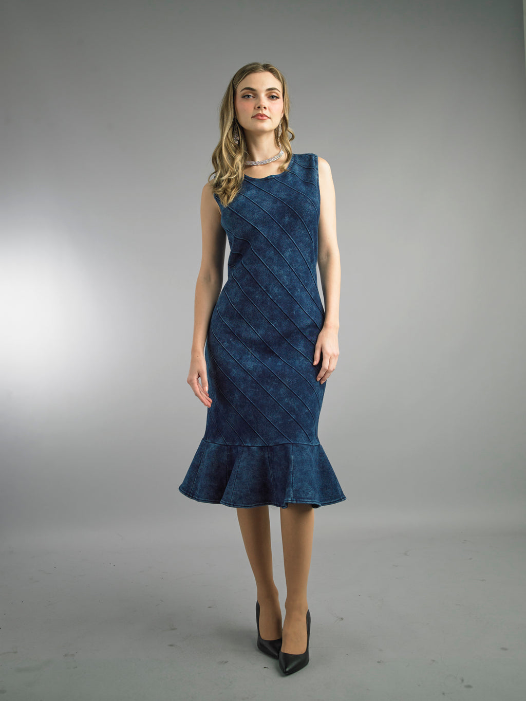 884 - 2 Piece Long Sleeve Mid-Length Knit Dress