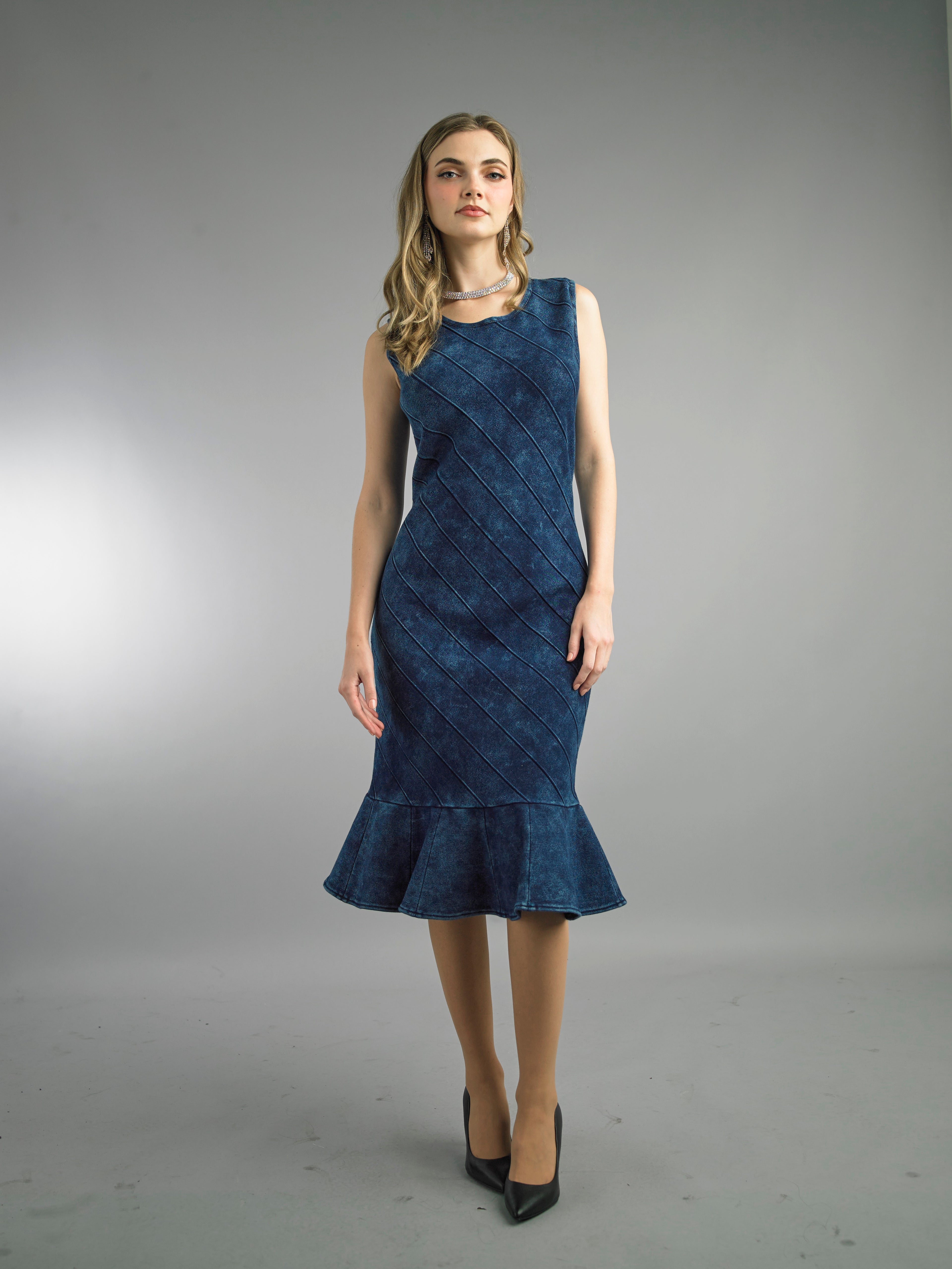 884 - 2 Piece Long Sleeve Mid-Length Knit Dress