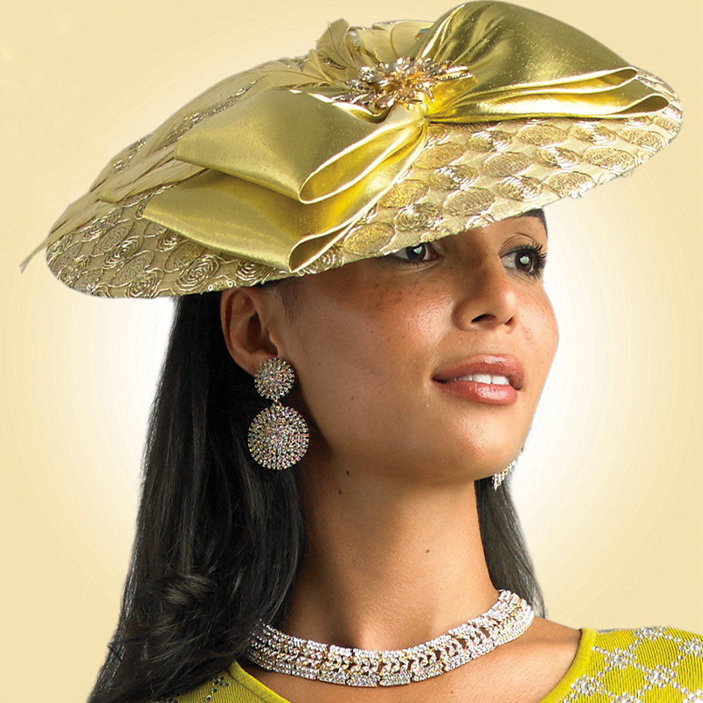 H156 - Fascinator
