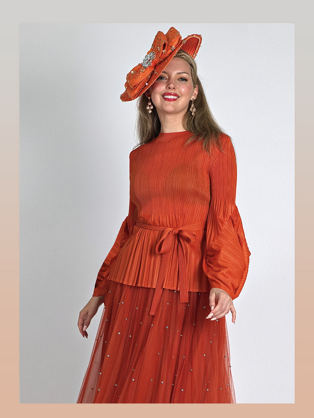 2-Piece Fine Pleated Blouse w/ Elegant Maxi Thulle Skirt w/ Rhinestone